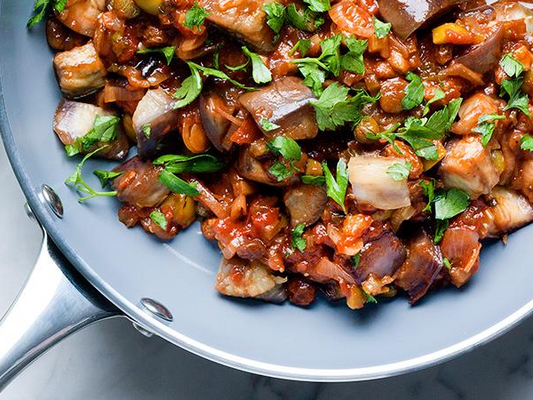 Caponata med mynte og persille