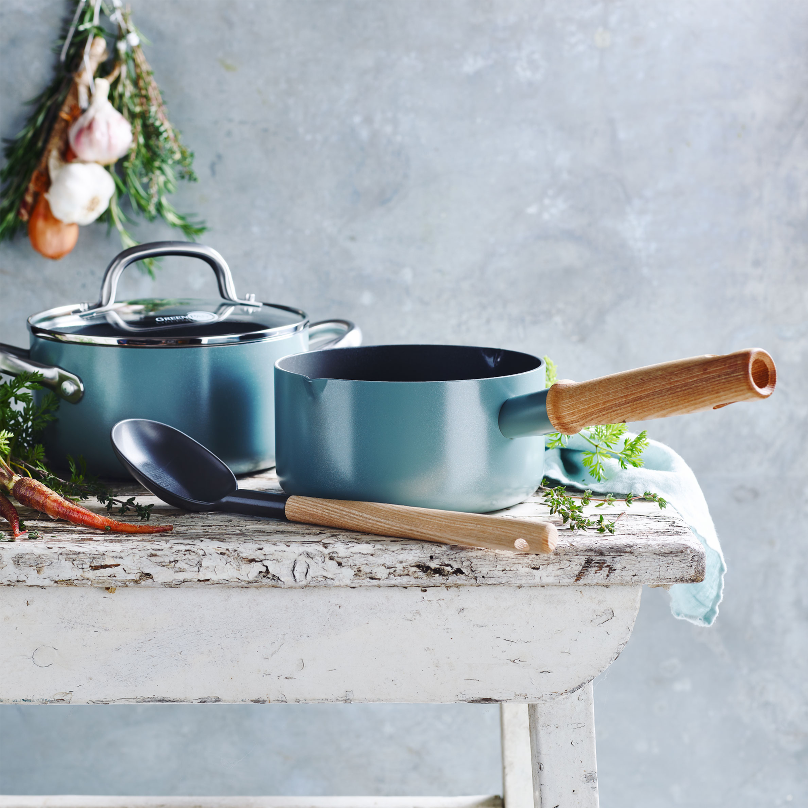 Mayflower Mælkekasserolle 16cm med 2 hældetude og keramisk non-stick belægning