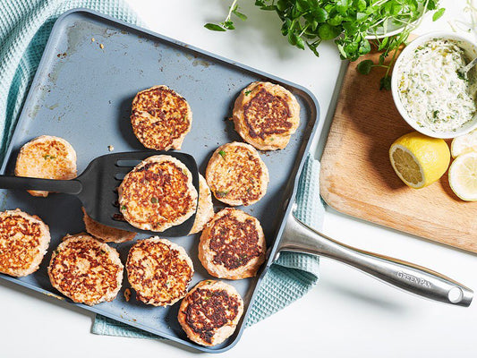 Lakse-frikadeller med tatarsauce