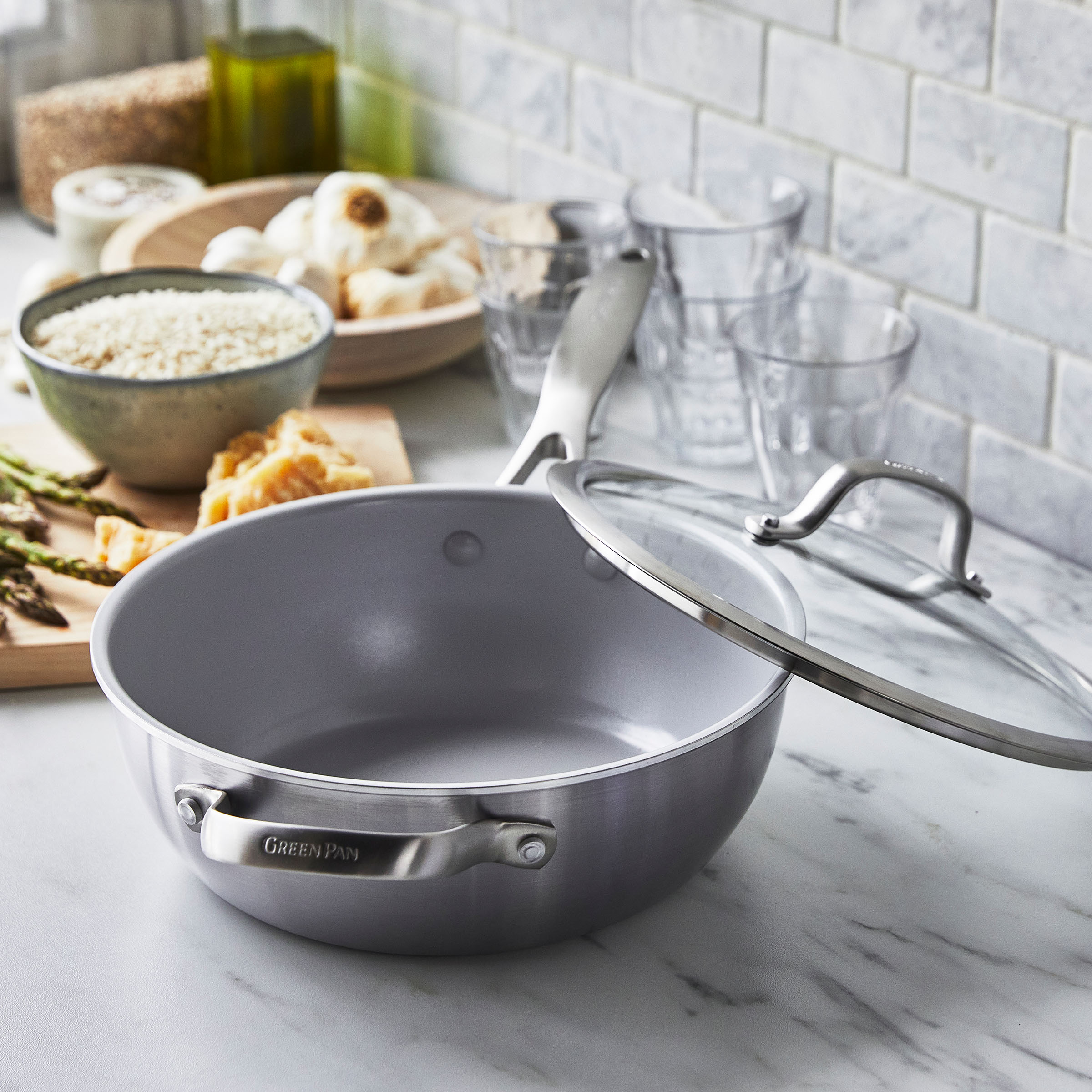 Greenpan Kookpotten Valencia Pro Evershine 24cm Keramisch inductie pfas-vri vooraanzicht 
